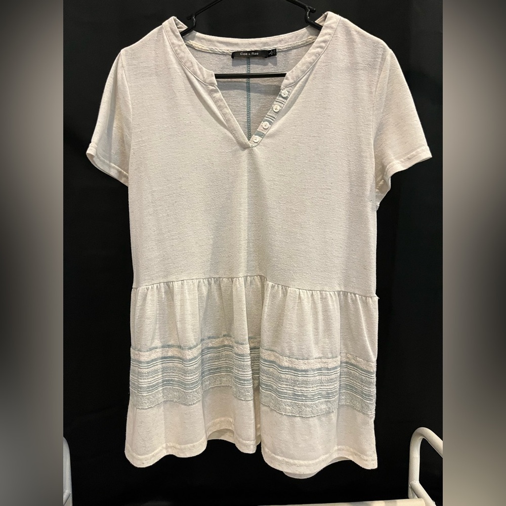 Elegant Cream Short Sleeve Top
